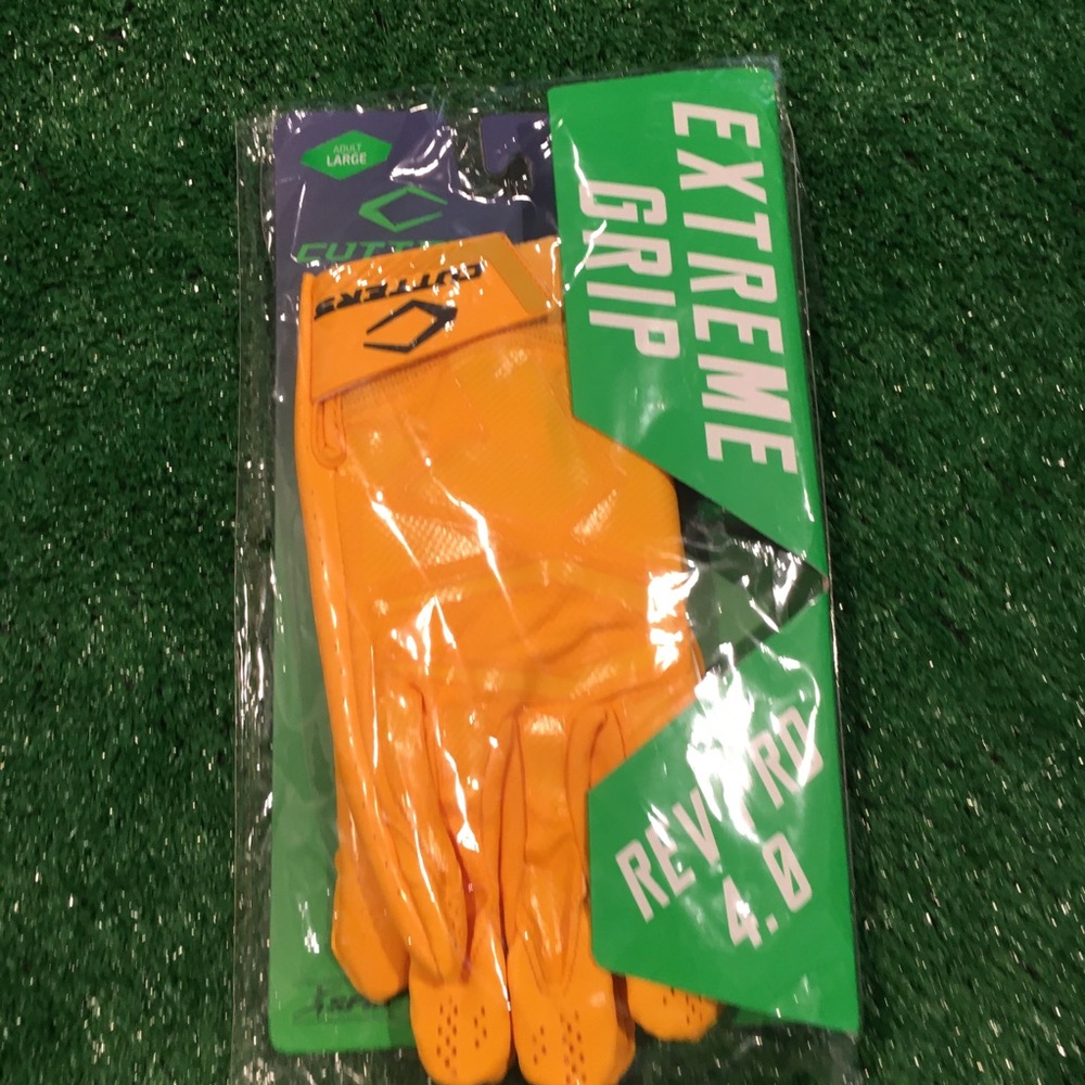 NEW CUTTERS REV PRO 4.0 WR FOOTBALL GLOVES LARGE